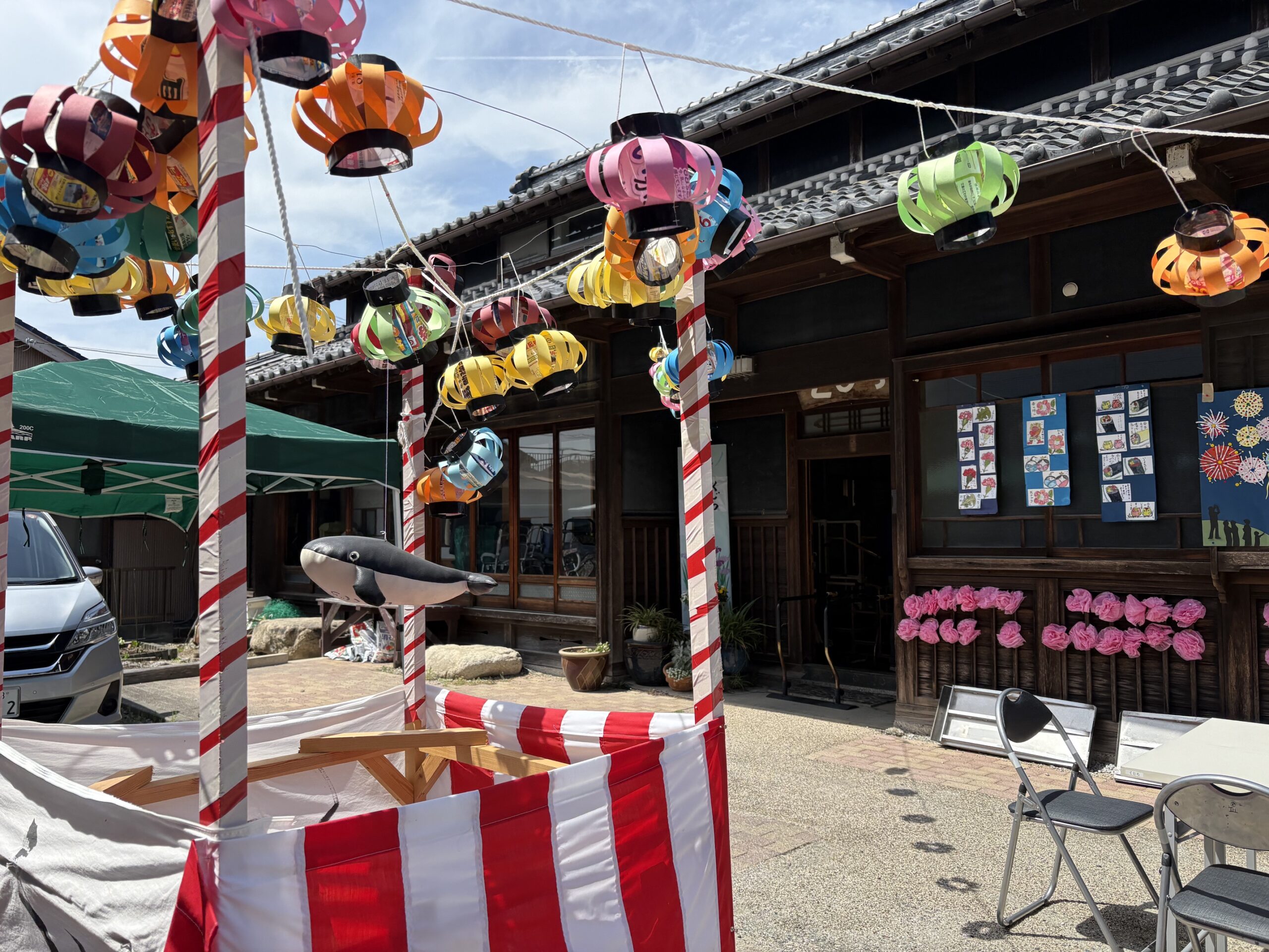 春祭りの飾り付け